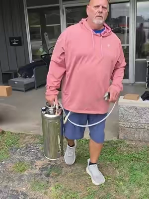 Stainless steel sprayer  #yardwork #landscaping #weedcontrol #cleanup #gardening 