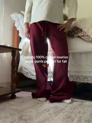 Brandy yoga pants in burgundy are a must for fall stay cute and comfy! 🧣🍂🎃 #brandymelville #yogapants #2000s #falloutfits #pacsun John galt Hilary pants yoga pants gym y2k lowrise pacsun finds fall outfits inspo bella swan Elena Gilbert @pacsun 