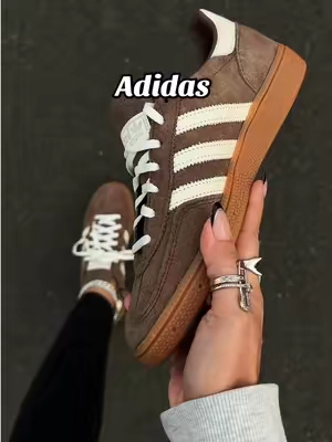 Will be wearing these with everything 🤎 @Evans Sneakers #adidas #adidasspezial #spezial #fallshoes #falloutfits 