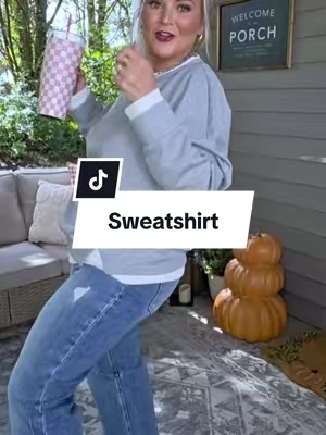 The layered look but make it easy🤎@Fisoew Clothing Co. #sweatshirt #falloutfits #casualoutfits #midsizeoutfits #CapCut 