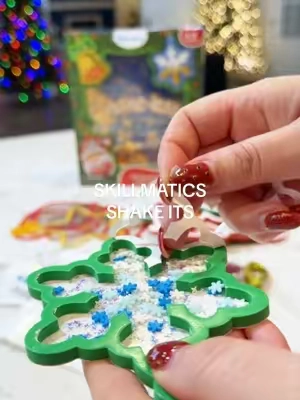 We stay ready to craft with the craft kits from @Skillmatics ✨ #christmascrafts #kidscrafts #craftkit #christmasactivities #toddlercrafts 