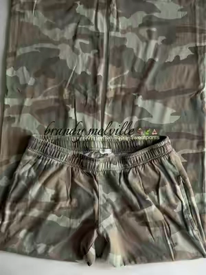 #pants #downtowngirl #cottonpants #brandymelville #camopants 
