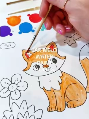 This water painting book only requires a small bit of water to get started; and it's watercolor so it wipes off easily! #screenfreeactivities #toddlercrafts #kidscrafts #toddleractivities #messfreepainting 