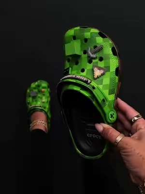 #crocs 