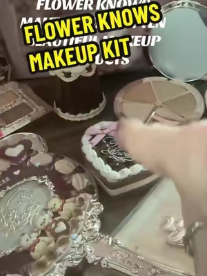 #flowerknowsmakeup #makeupset #makeup #TikTokshopbacktoschool #tiktokshopcreatorpicks @Flower Knows Makeup 