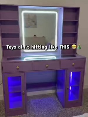 Yeah… Christmas morning bout to be GOOD 😭🎄 #girlsvanity #kidsvanity #vanitydesk #christmasgiftforgirls #ledvanity 