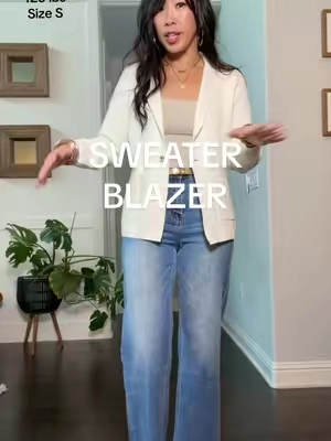 The perfect mix of cozy and polished! 🤍 This stretchy sweater blazer gives you that put-together, classy look without sacrificing comfort. Perfect for work, church, or elevating your everyday jeans outfit! ✨ #SweaterBlazer #WorkwearStyle #effortlessstyle #ClassyOutfits #falloutfit 