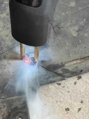 Máquina de soldar plástico recargable#soarfly #tools #herramientas #mecanicodeltiktok #plasticwelder 