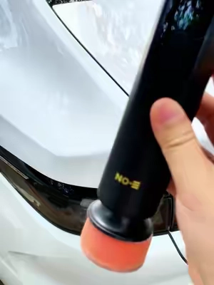 You scratched your car huh #autoscratch #Summervibes #autobuffering #fathersdaygift #paintscratches 
