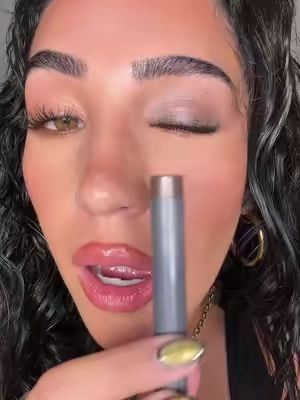Shade Ash #wonderskin 