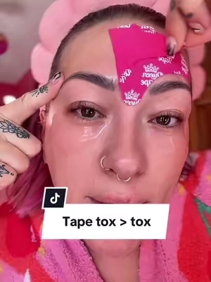 Okay but Tape Tox > tox for me because WHY does my 37-year-old skin look this smooth?! 😳✨ Forehead lines? Looking real quiet. Skin? Smooth, snatched & giving “I definitely got 8 hours of sleep” when I absolutely did not 😂 The benefits are BENEFITING. @Queen Tape  #TapeTox #Over30Skincare #MatureSkin #ForeheadWrinkles #SkincareOver30