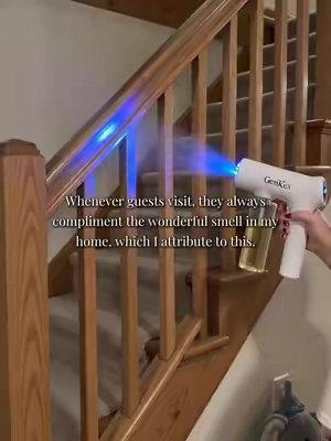 Cleaning should not be so complicated.
This wireless disinfection sprayer delivers professional‑grade disinfection. Powerful and effortless! Send this to those who know.#Genikiss #SummerWins #Spray Eliminador de Olores