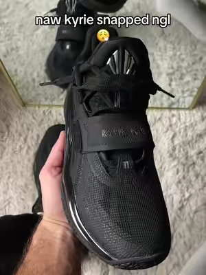 Low top basketball shoes that are comfy and supportive. These fit a little narrow, so I suggest sizing up a half size #kyrieirving #kyrie 
