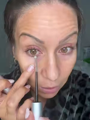 Replying to @ShishAri 🤍 crazy 🤪 #eyelashes #eyelashserum #eyelashextensions 