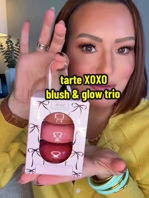 Welcome back to the new series: WE ARE NOT GETTING PEOPLE CRAP FOR CHRISTMAS! 🎄 Coming in hot is the Tarte XOXO Blush Trio! And these are some of the best!! Split them apart, or give them as one gift!  Totally up to you! 😍 @tarte cosmetics #macaronblush #christmasgift #giftideas #tarte #ttsacl 