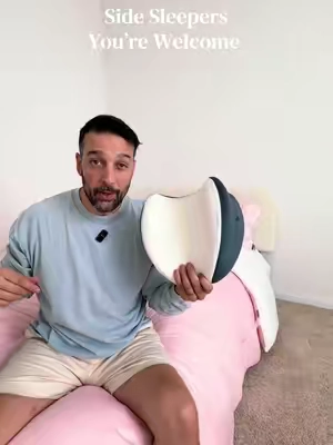 side sleeper knee pillow, between the knees pillow, leg support pillow, ergonomic knee pillow, side sleeping accessories, comfortable side sleeping #SideSleeping #KneeSupport #SleepFinds #BetterSleep #SleepTok