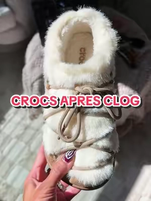 @Crocs  #crocs #womenshoes #comfyshoes   #wintershoes #wintervibes 