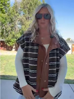 This is going to be my go to outfit this fall and winter! #vest #sherpa #sweaterweather #womensoutfits #sherpavest 