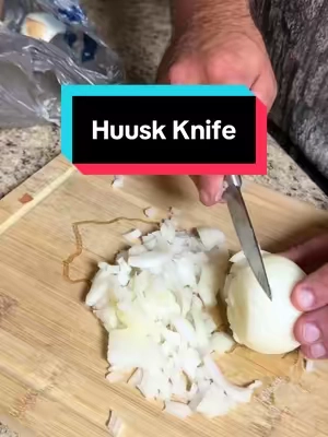 Huusk Kitchen Peeler & Fruit Knife - Ergonomic Plastic Handle, Metal Steel Tapered Edge for Effortless Peeling, Portable Kitchenware, Ideal Christmas Gift @Huusk Knives #peelerknife #huuskknife #huusk #kitchenknife #kitchenware 