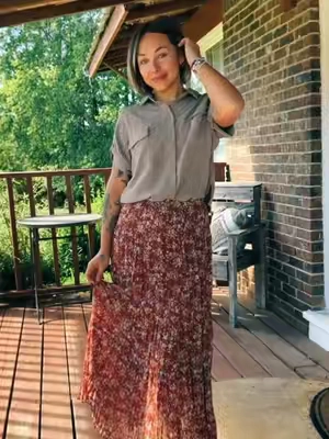 I’m wearing a small! Could have went with a medium to make it floor length! #sundayoutfit #falloutfits #fashiontok #outfitinspo #takeitin 