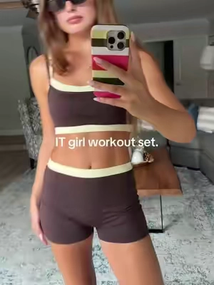 size medium and im about 5’9! #tiktokshopstockup #tiktokshopfalldealsforyou #workoutset 