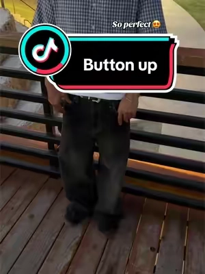 10/10 button up #streetwear #buttonup #fashiontiktok #mnml 