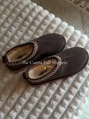 Im obsessed with these Fall slippers 🤎✨ #fallslippers #fallshoes #womenshoes #womenslippers #falldealsforyou 