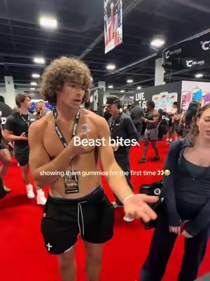 and girls also like the gummies ✅ #beastbites #creatine #GymTok #gymmotivation #physique 