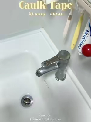 #caulktape #LifeHack #bathroom #caulking #CleanTok 