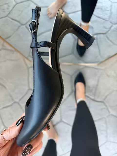 Clarks Tammitha kitten heels #clarks #heels #womenshoes #kittenheels