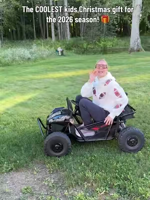 This 36v ride on UTV is sooo awesome I can’t get over it! I wish I had one of these growing up!  #kidscar #rideoncar #giftsforkids #kidsgifts #electrickidscar @Segmart 