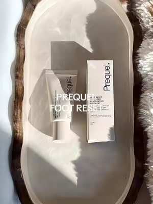 My heels get sooo dry and regular lotion just wasn’t cutting it 😭 Prequel Foot Reset is made specifically for dry, rough feet with 15% urea + 5% salicylic acid + 2% malic acid 💗 #Prequel #FootReset #FootCare #DryFeet #TikTokShop