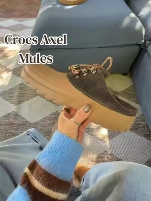 You’re going to want to get these!! Soo cute and comfy! #momshoes #crocs #crocsshoes #fallfashion 
