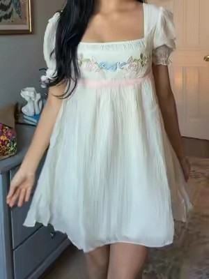 in love w this dress