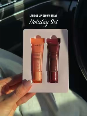 limited stock available and they are going fast! #laneige #laneigeholidayset #holidayset #lipglowybalm #laneigelipbalm 