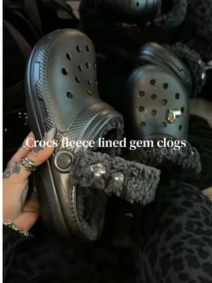 GORGEOUS 🩶🖤 yes the gems come with 😍 (heart charm not included I added that) @Crocs #crocsnewarrivals #falloutfitinspo #crocs #cozyoutfits #darkaesthetic 