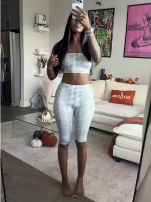Wit some cute ahh heeeelsss #fyp #viral #trending #tiktokmademebuyit #twopieceset 