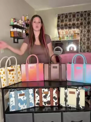 You can never have too many Wrangler purses! 👜 it’s not possible! #WranglerTote #WranglerBag #MiniTote #CrossbodyBag #falldealsforyoudays @Rustic Charm Bootic  