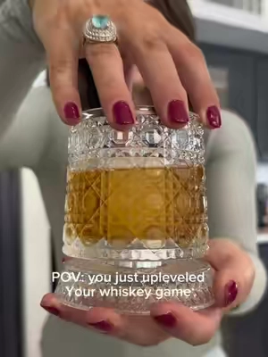 I can’t get over how cool these rotating whiskey glasses are!! #whiskeyglasses #whiskeydrinker #cocktailglasses #ad #barware 