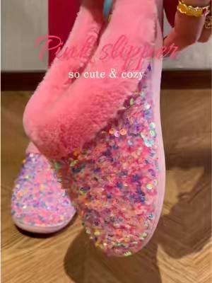 Super plush,fits perfectly.l wear them nonstop around the house.#tiktokshopfalldealsforyou #tiktokshopstockup #fuzzyslippers #pinkslippers #cozyvibes 
