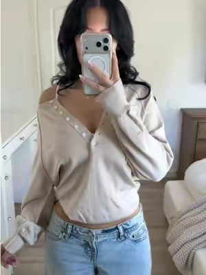 #Henley #Sweater #Hoodie #FallOutfits 