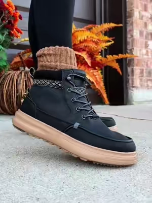 The Remi field boots by Hey Dude are the boots you’ll actually wear every day 🍂🤎🖤 #heydude #heydudenewarrivals #heyduderemiboot #heydudefieldboots #fallboots  