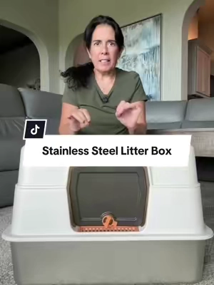 Once you switch to a stainless steel litter box, the material makes so much sense. It has a smooth surface that’s easier to scoop and wipe clean, and it doesn’t hold onto odors the way plastic can. This is one cat product I wish I had switched to sooner.   #TikTokShopBlackFriday #Discoveryourgift #TikTokShopCyberMonday #stainlesssteellitterbox 