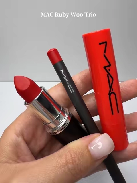 @M.A.C Cosmetics Store #redlipcombo #redlips #lipcombo #tiktokshopcreatorpicks 