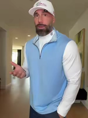 These sleeveless quarter zips from Maelreg will give you the variety in your golf wardrobe this winter that you’ve been looking for! - #mensfashion #fitover40 #blackfriday #golf #golflife 