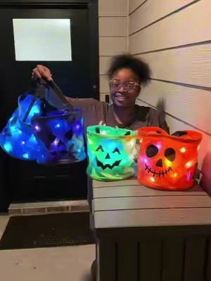 Wait till you see these in the dark. 😭🎃 #lightuphalloweenbucket #halloweenbuckets #trickortreatbags #halloweenforkids #halloweenfinds 