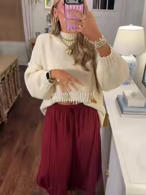 The two new colors for fall🍂😍 SO good!! I think they are my favorite yet!! So easy to style and SO comfy! Quality is 10/10 too! Wearing size M and I'm 5'9! #affordablefashion #boujeeonabudget #fallfashion #fallstyle #pinterestoutfit 