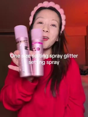 One size setting spray dropped limited edition bundle with brown sugar setting spray and new diamond icing setting spray! #onesizebeauty #settingspray #glittersettingspray #makeupsettingspray #tiktokshopfalldealsforyou 