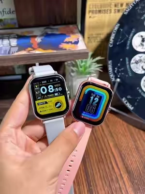 ⌚✨ ¡Conoce tu nuevo smartwatch para el día a día! Intuitivo, práctico y accesible, con funciones inteligentes muy útiles directamente en tu muñeca. Una forma sencilla de mejorar tu rutina diaria. 👀 #Smartwatch #GadgetsInteligentes #TecnologiaWearable #TechFinds #SohoChic 