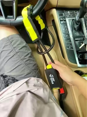 🚗🔒Esta es la forma más económica de proteger el coche. ¡Todos los coches deberían estar equipados con este candado de seguridad! #steeringwheellock #carmusthaves #tiktokmademebuyit #dealsforyoudays #caraccessories 